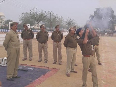 Training for riot control police personnel